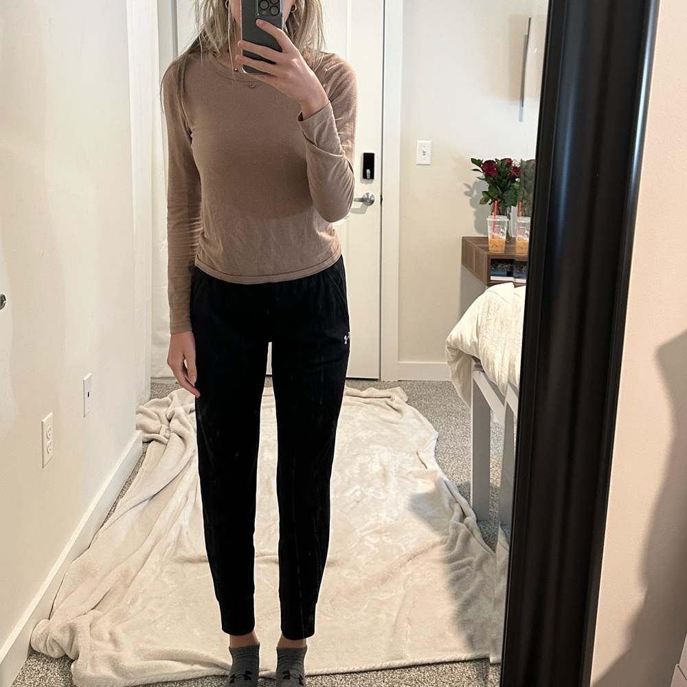 Women’s Under Armour Black Joggers